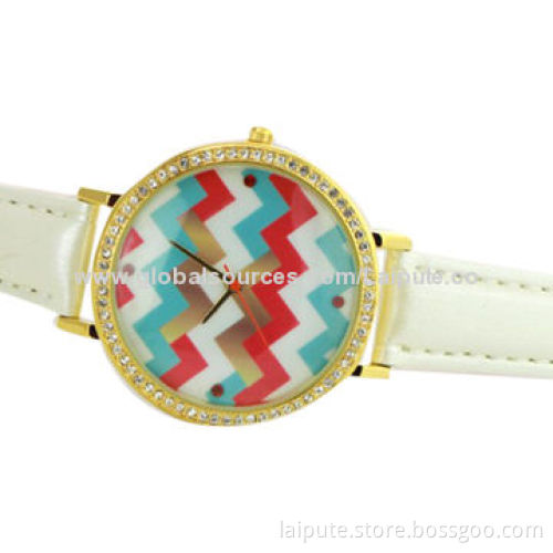 Sale Newest Ladies' Crystal Watch with Alloy Case and Leather BandNew